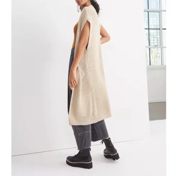 New ANTHRO AKEMI + KIM Tan Cream Kimono Long Nell Sleeveless Knit Cardi Vest